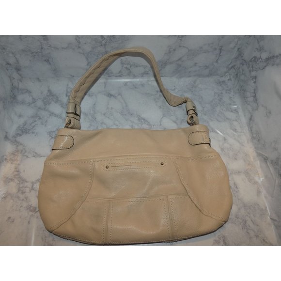 Cream Genuine Leather Shoulder Bag, Makowsky Brand - Picture 2 of 6